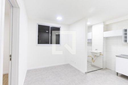 Sala/Cozinha de apartamento para alugar com 2 quartos, 40m² em Água Branca, São Paulo