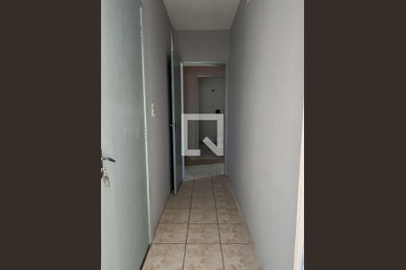 Corredor de casa para alugar com 1 quarto, 80m² em Vila Prado, São Paulo