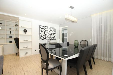 Sala de apartamento à venda com 3 quartos, 177m² em Jardim Monte Kemel, São Paulo