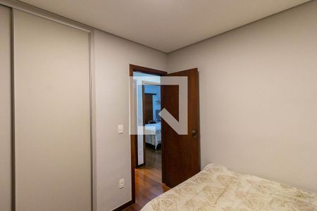 Quarto 1 de apartamento à venda com 3 quartos, 98m² em Sagrada Família, Belo Horizonte