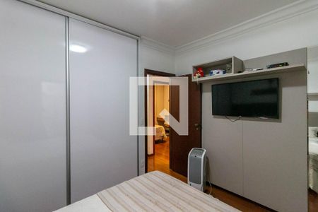 Quarto 2 de apartamento à venda com 3 quartos, 98m² em Sagrada Família, Belo Horizonte