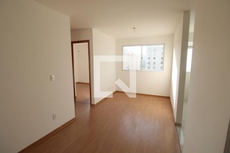 Sala de apartamento para alugar com 2 quartos, 41m² em Água Santa, Rio de Janeiro