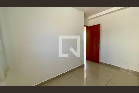Quarto 2 de apartamento para alugar com 3 quartos, 120m² em Cinquentenario, Belo Horizonte