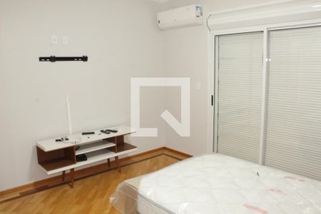 Suíte 1 de casa de condomínio para alugar com 3 quartos, 290m² em São Paulo Ii, Cotia