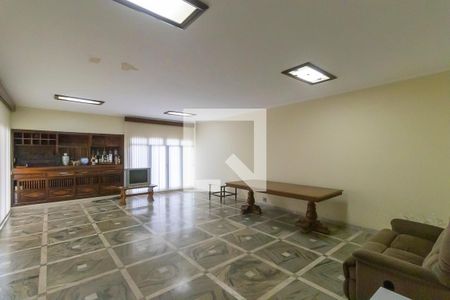 Sala de casa à venda com 3 quartos, 482m² em Taquaral, Campinas