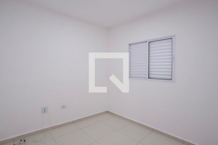 Quarto 2 de apartamento para alugar com 2 quartos, 40m² em Vila Bertioga, São Paulo