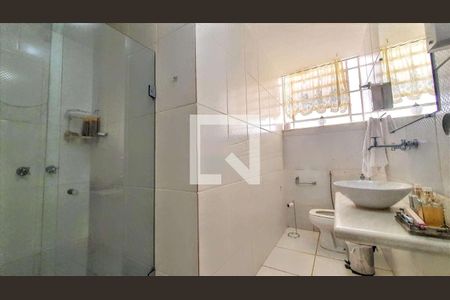 banheiro 1 de casa à venda com 4 quartos, 391m² em Anchieta, Belo Horizonte