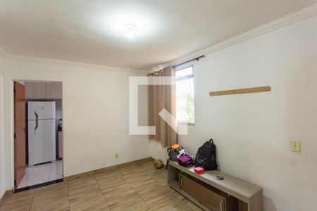 Sala de apartamento para alugar com 2 quartos, 48m² em Piratininga (venda Nova), Belo Horizonte