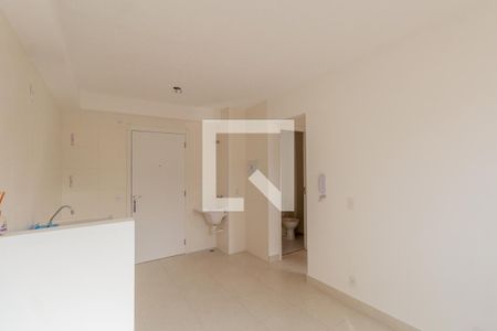 Sala e Cozinha Integrada  de apartamento à venda com 2 quartos, 35m² em Itaquera, São Paulo