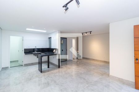 Sala  de casa para alugar com 3 quartos, 120m² em Vila Mafra, São Paulo