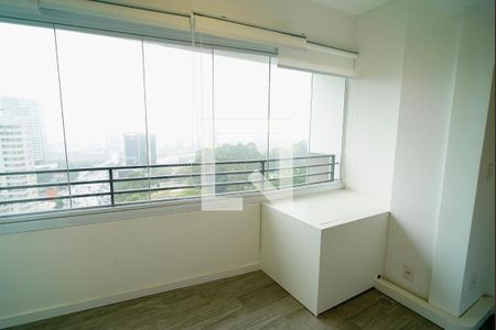 Varanda de kitnet/studio para alugar com 1 quarto, 27m² em Butantã, São Paulo