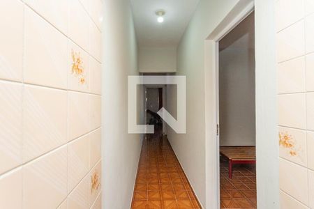 Corredor  de casa para alugar com 3 quartos, 185m² em Vila Nogueira, Diadema