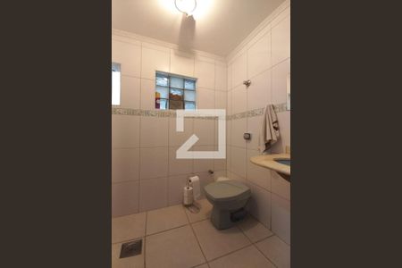 Lavabo  de casa para alugar com 3 quartos, 170m² em Vila Lemos, Campinas