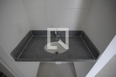 Banheiro de kitnet/studio à venda com 1 quarto, 25m² em Ipiranga, São Paulo