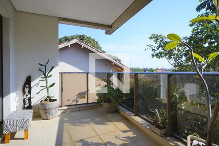 Varanda de apartamento para alugar com 4 quartos, 115m² em Lagoa Pequena, Florianópolis