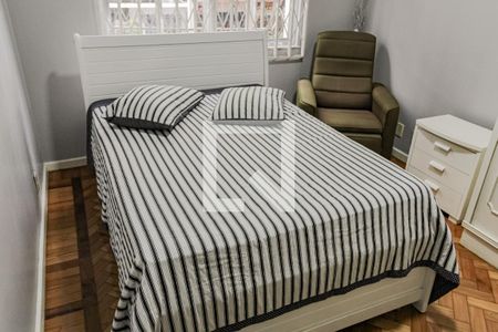 Apartamento à venda com 202m², 4 quartos e 3 vagas Apartamento à venda com 202m², 4 quartos e 3 vagasQuarto 1