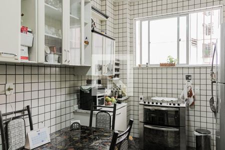 Apartamento à venda com 202m², 4 quartos e 3 vagas Apartamento à venda com 202m², 4 quartos e 3 vagasCozinha