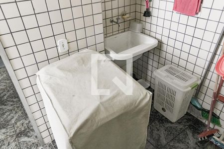 Apartamento à venda com 202m², 4 quartos e 3 vagas Apartamento à venda com 202m², 4 quartos e 3 vagasÁrea de Serviço