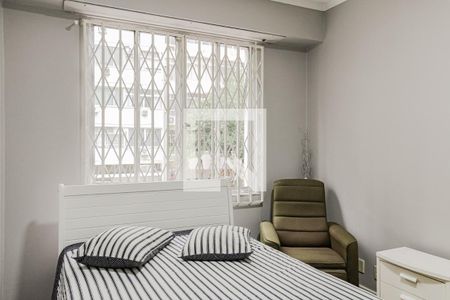 Apartamento à venda com 202m², 4 quartos e 3 vagas Apartamento à venda com 202m², 4 quartos e 3 vagasQuarto 1