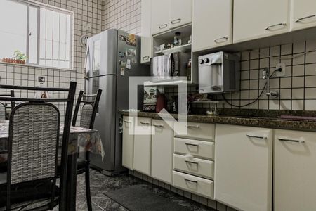 Apartamento à venda com 202m², 4 quartos e 3 vagas Apartamento à venda com 202m², 4 quartos e 3 vagasCozinha