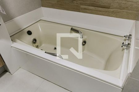 Apartamento à venda com 202m², 4 quartos e 3 vagas Apartamento à venda com 202m², 4 quartos e 3 vagasQuarto 4 - Suíte