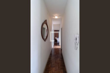 Corredor de apartamento à venda com 3 quartos, 80m² em Alípio de Melo, Belo Horizonte