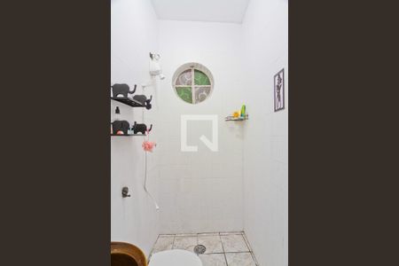 Banheiro de casa para alugar com 1 quarto, 50m² em Vila Penteado, São Paulo