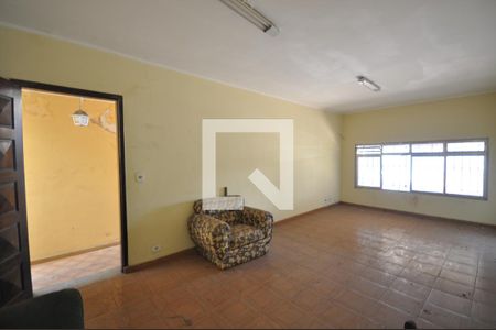 Sala de casa à venda com 2 quartos, 250m² em Vila Mazzei, São Paulo
