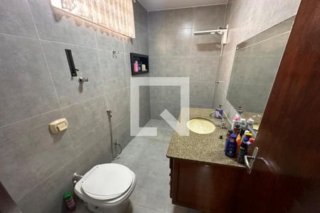 Banheiro Social de casa para alugar com 3 quartos, 250m² em Independência, Ribeirão Preto