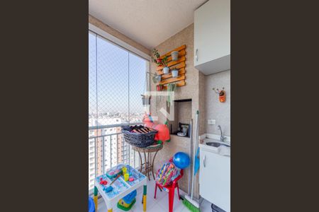 Sacada de apartamento para alugar com 2 quartos, 49m² em Vila Ester, Carapicuíba