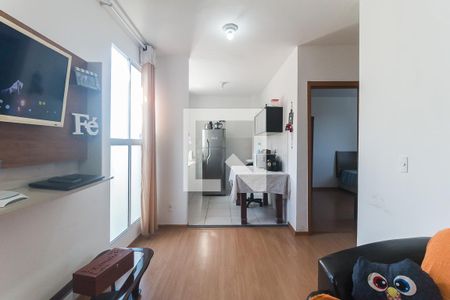 Sala de apartamento para alugar com 2 quartos, 47m² em Vila Perracini, Poá