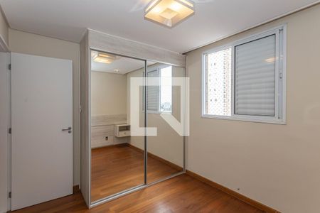 Quarto de apartamento à venda com 2 quartos, 69m² em Vila das Mercês, São Paulo