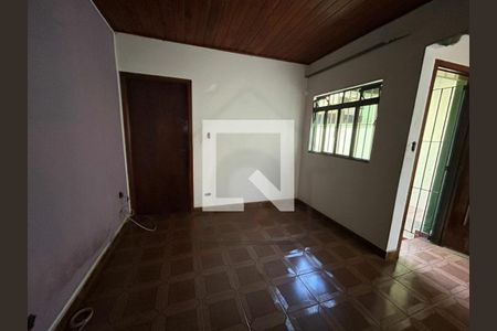 Casa à venda com 2 quartos, 148m² em Bangú, Santo André