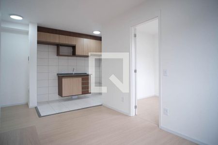 Sala/Cozinha de apartamento à venda com 2 quartos, 39m² em Cidade Antônio Estevão de Carvalho, São Paulo