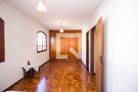 Suíte de casa à venda com 4 quartos, 270m² em Santa Cruz, Belo Horizonte