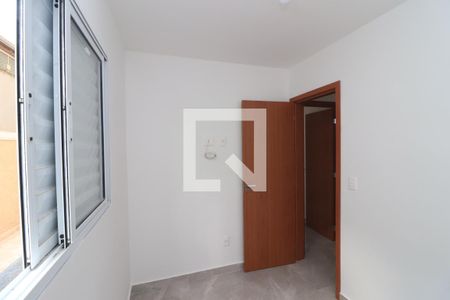 Quarto 2 de apartamento para alugar com 2 quartos, 40m² em Vila Centenário, São Paulo