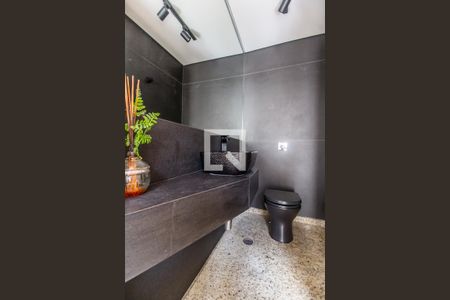Lavabo de casa de condomínio à venda com 4 quartos, 443m² em Alphaville, Santana de Parnaíba