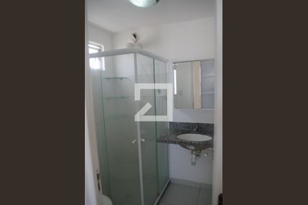 Banheiro da Suite de apartamento para alugar com 2 quartos, 64m² em Parque Bela Vista, Salvador