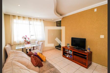 Sala de casa de condomínio à venda com 2 quartos, 109m² em Serrano, Belo Horizonte