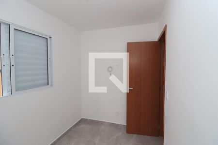 Quarto 2 de apartamento para alugar com 2 quartos, 40m² em Vila Centenário, São Paulo