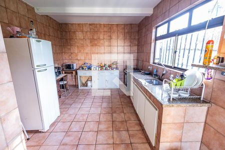 Cozinha de casa à venda com 4 quartos, 348m² em Planalto, Belo Horizonte