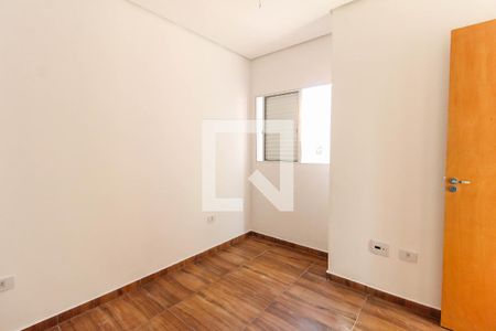 Quarto 1 de apartamento para alugar com 2 quartos, 35m² em Itaquera, São Paulo