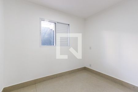 Quarto 1 de apartamento para alugar com 2 quartos, 40m² em Jardim Paraíso, São Paulo