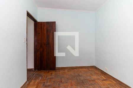 Quarto de casa para alugar com 1 quarto, 60m² em Vila Carmosina, São Paulo