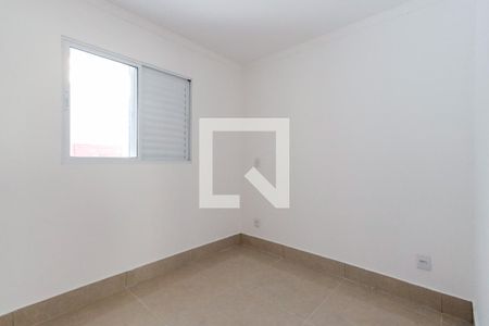 Quarto 1 de apartamento para alugar com 2 quartos, 40m² em Jardim Paraíso, São Paulo