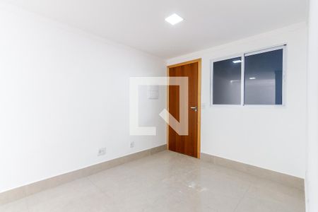 Apartamento para alugar com 40m², 2 quartos e 1 vagaSala