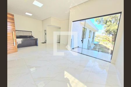 Detalhe Sala de casa à venda com 4 quartos, 230m² em Várzea, Lagoa Santa