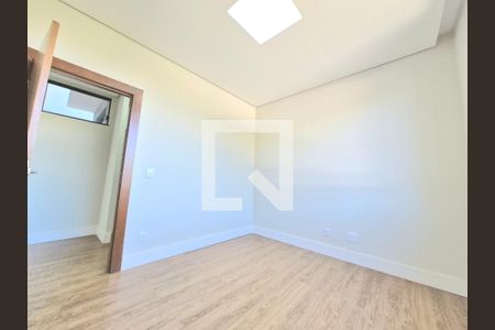 Quarto 2 de casa à venda com 4 quartos, 230m² em Várzea, Lagoa Santa