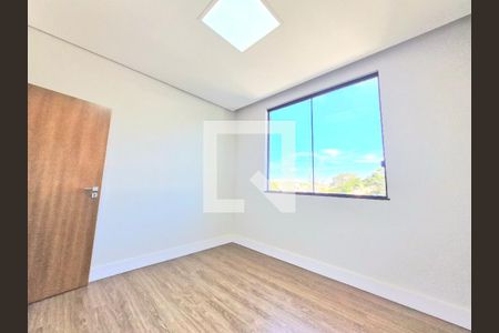 Quarto 1 de casa à venda com 4 quartos, 230m² em Várzea, Lagoa Santa