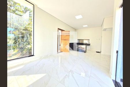 Detalhe Sala de casa à venda com 4 quartos, 230m² em Várzea, Lagoa Santa